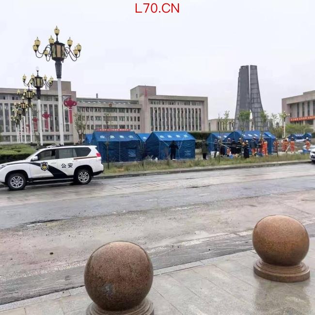 探访青海海西州大柴旦震区安置点